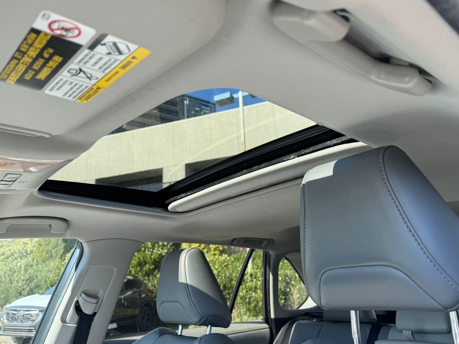 Toyota RAV4 Hybrid  2021 à Vancouver, Colombie-Britannique