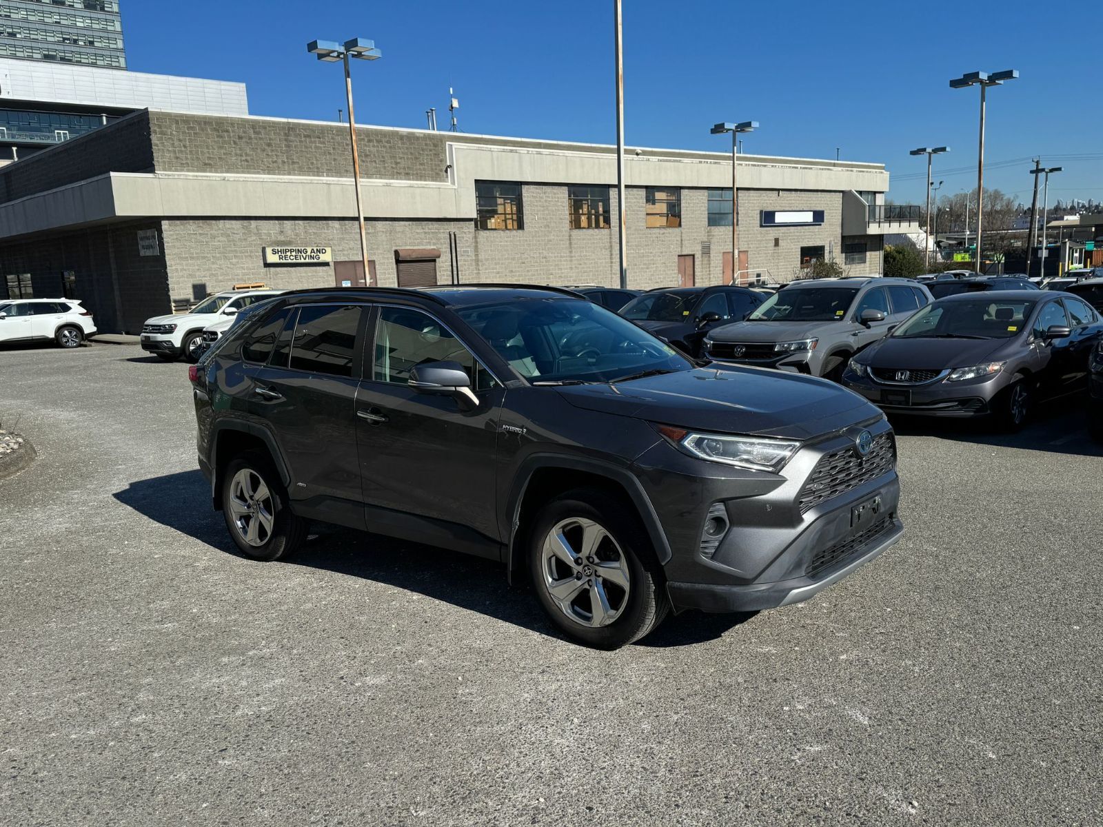 Toyota RAV4 Hybrid  2021 à Vancouver, Colombie-Britannique