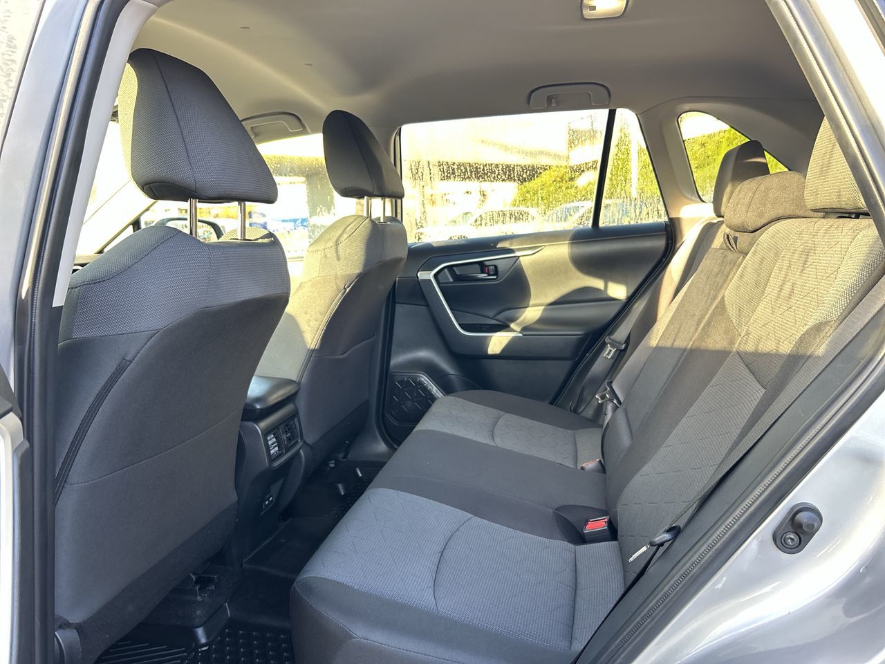 Toyota RAV4  2024 à Vancouver, Colombie-Britannique