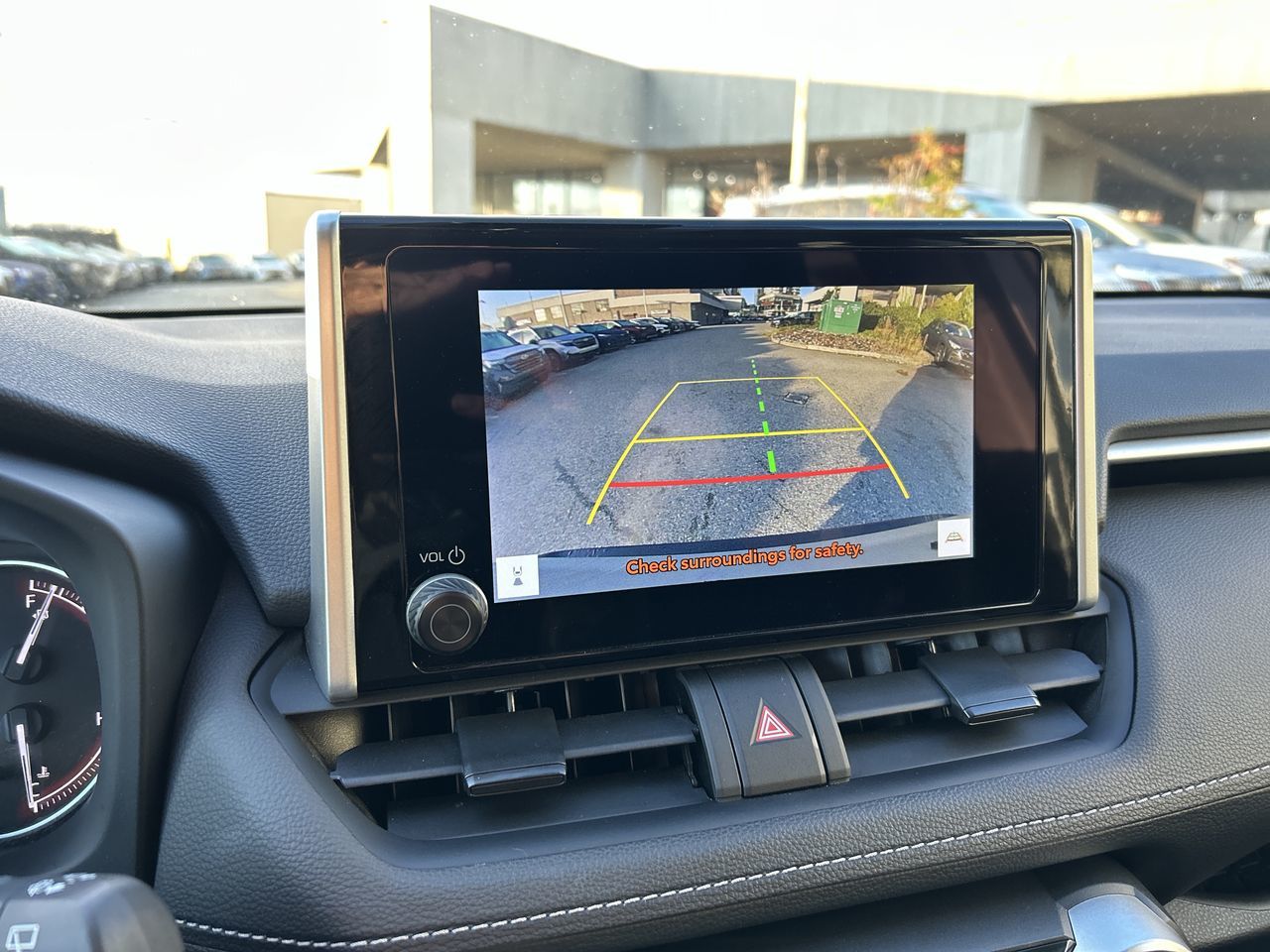 Toyota RAV4  2024 à Vancouver, Colombie-Britannique