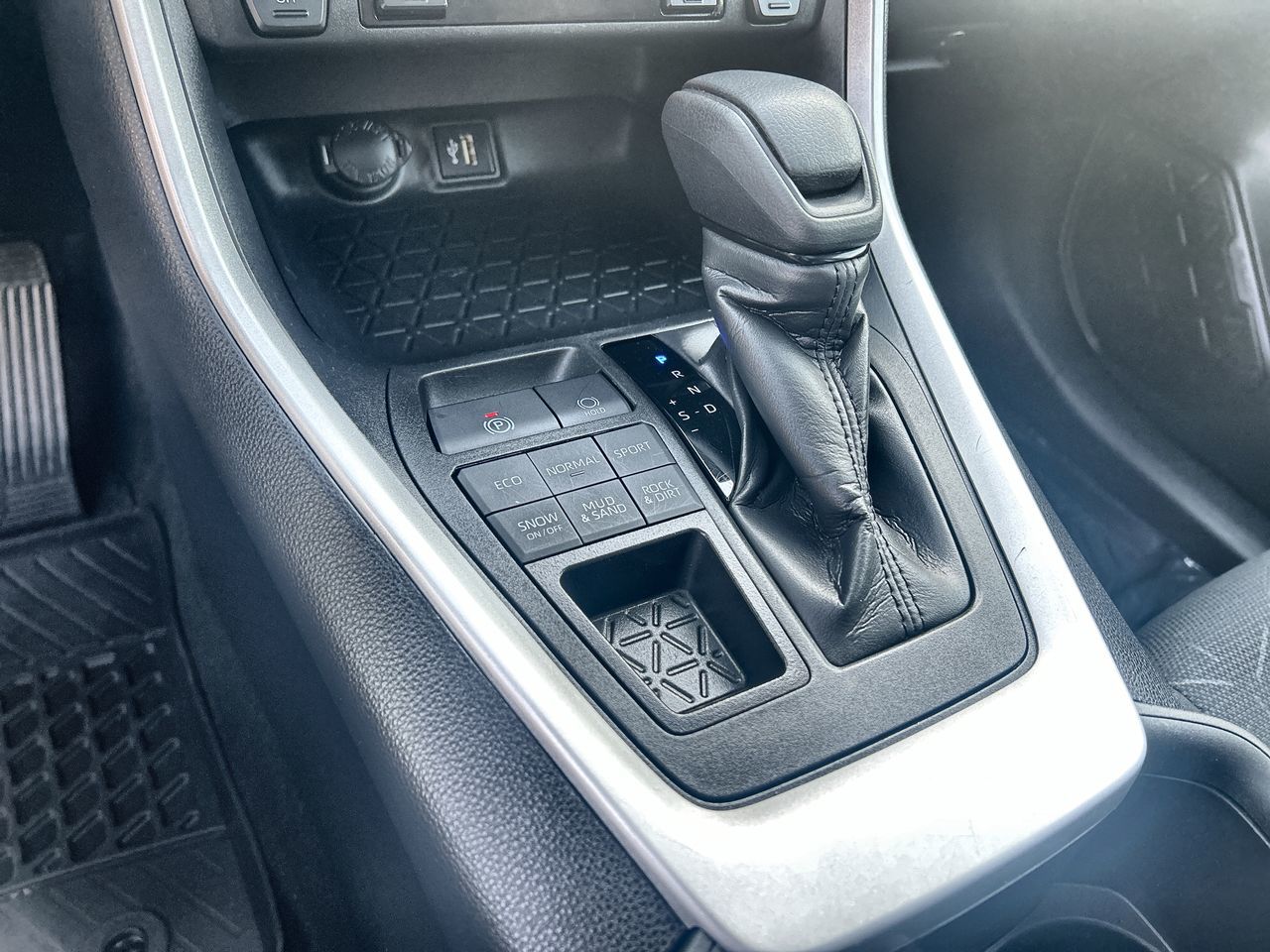 2024  RAV4