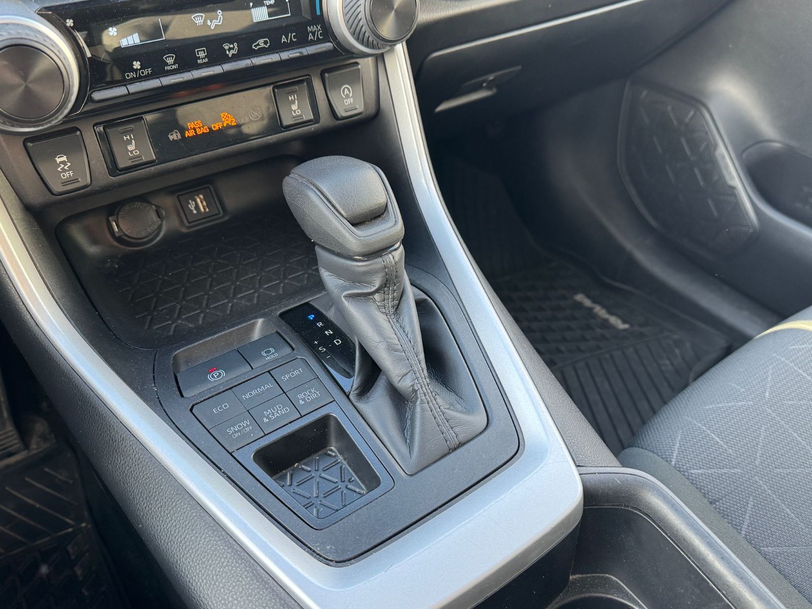 2024  RAV4