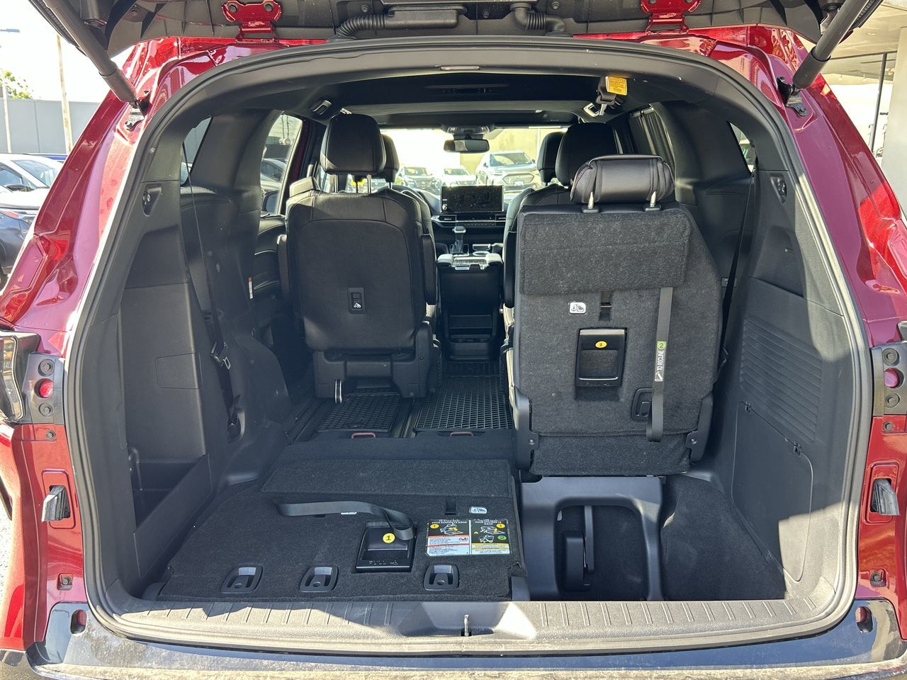Toyota Sienna Hybrid  2025 à Vancouver, Colombie-Britannique