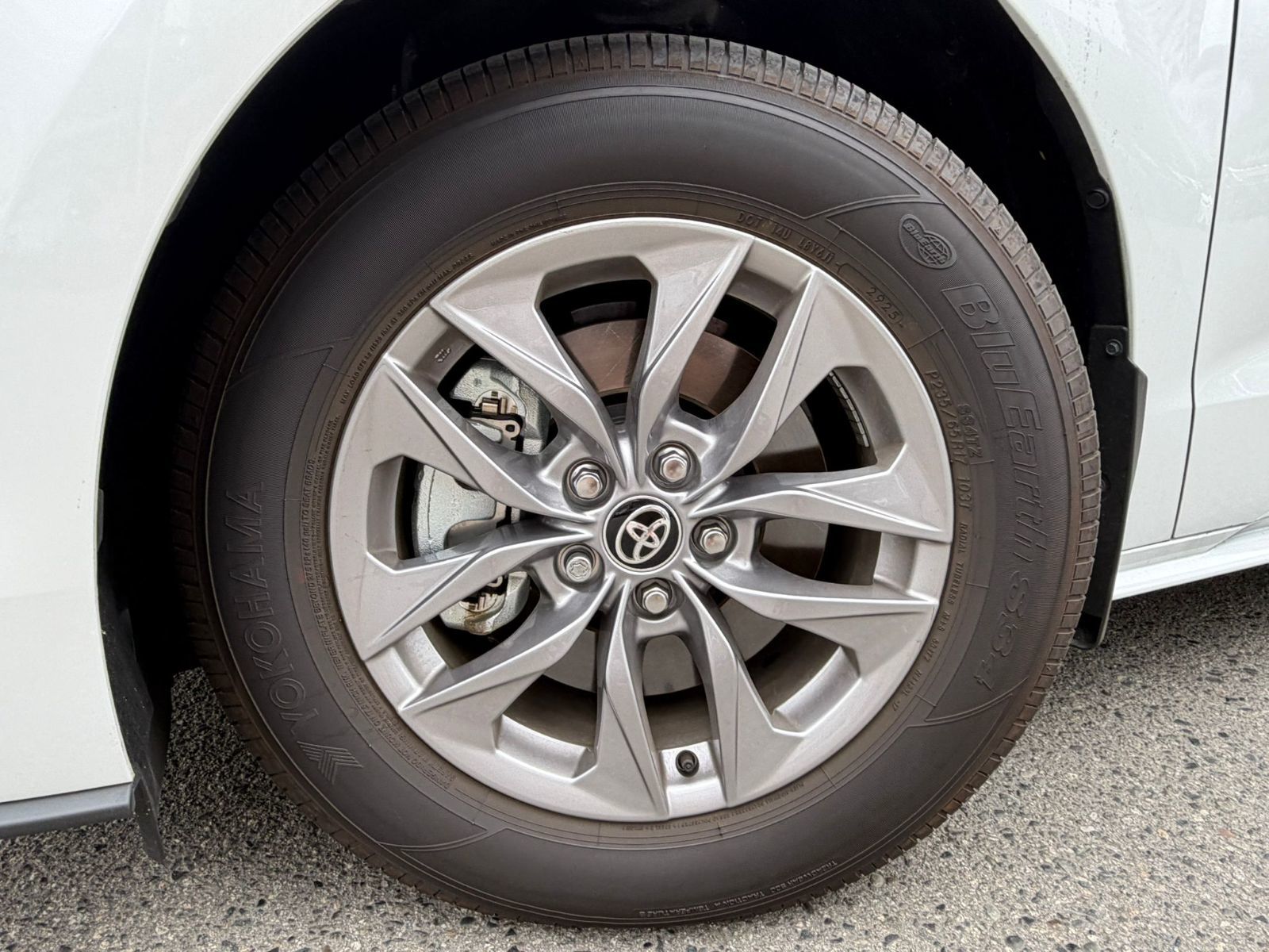 2026 Toyota Sienna Hybrid