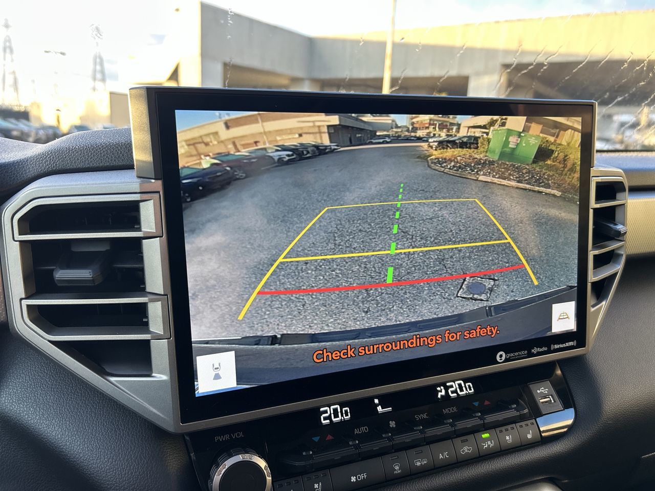 Toyota Tundra Hybrid  2022 à Vancouver, Colombie-Britannique