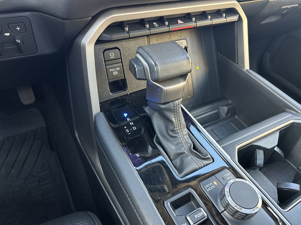 Toyota Tundra Hybrid  2022 à Vancouver, Colombie-Britannique