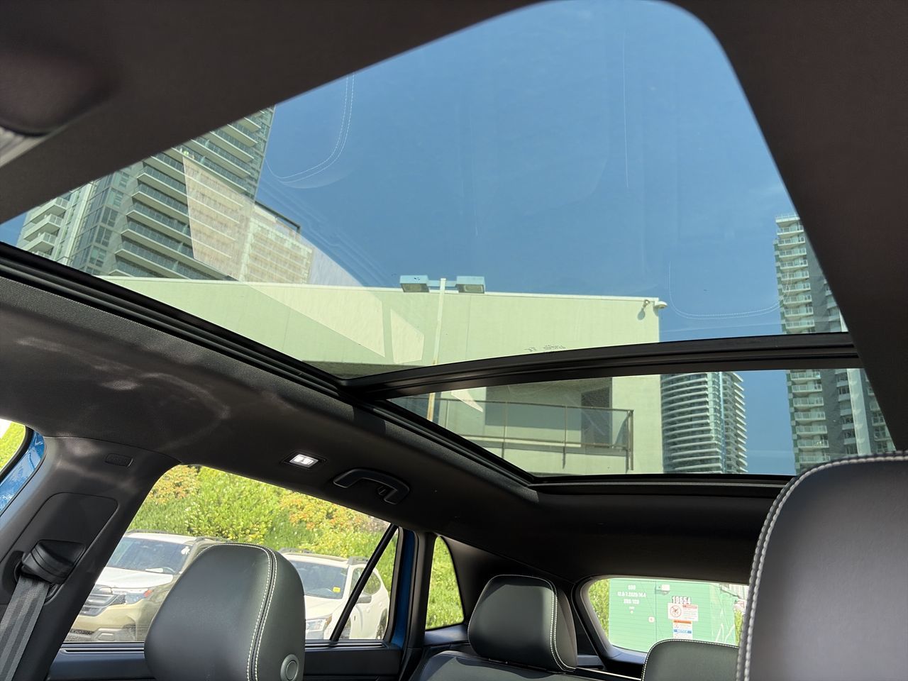 2024 Volkswagen Atlas Cross Sport