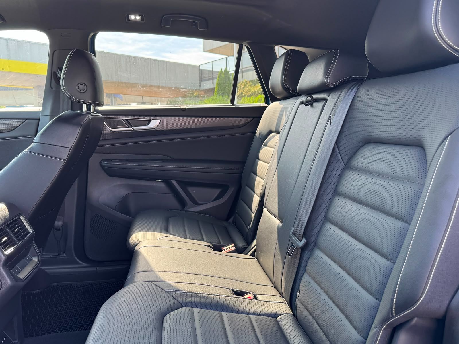 2024 Volkswagen Atlas Cross Sport