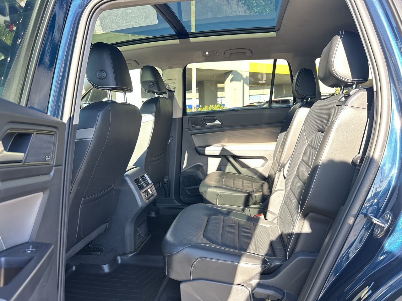 2023 Volkswagen Atlas in Vancouver, British Columbia