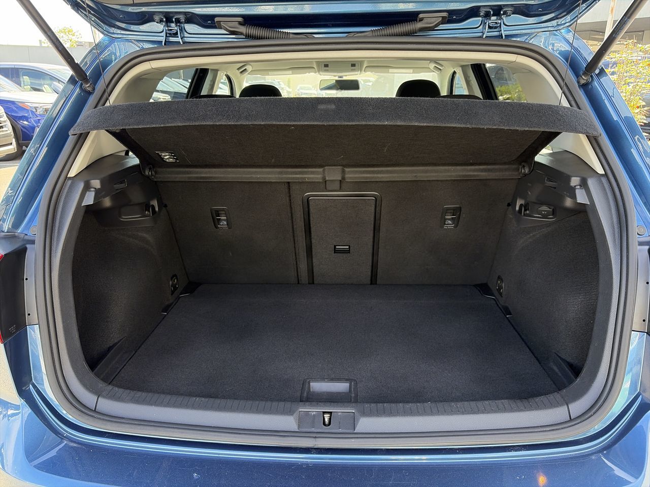 2017  GOLF