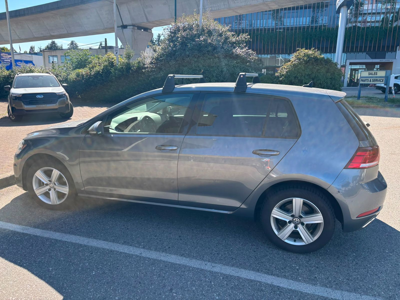 Volkswagen Golf  2021 à Vancouver, Colombie-Britannique