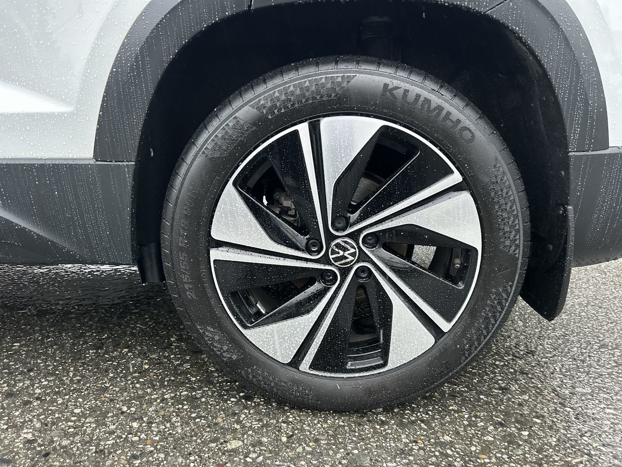 2024 Volkswagen Taos