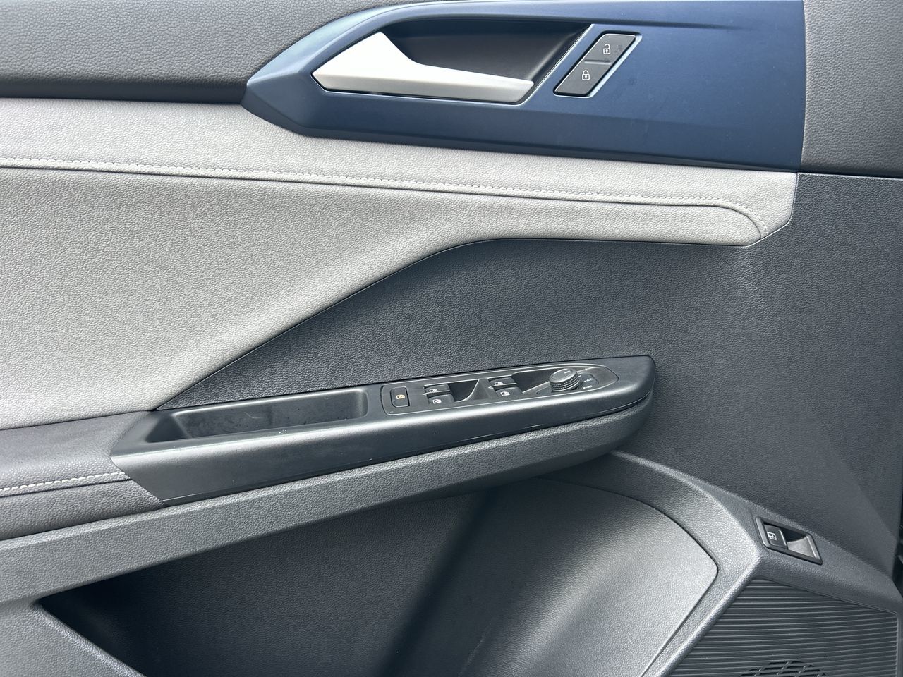 2024 Volkswagen Taos in Vancouver, British Columbia