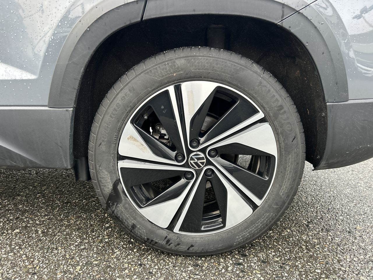 2024 Volkswagen Taos in Vancouver, British Columbia