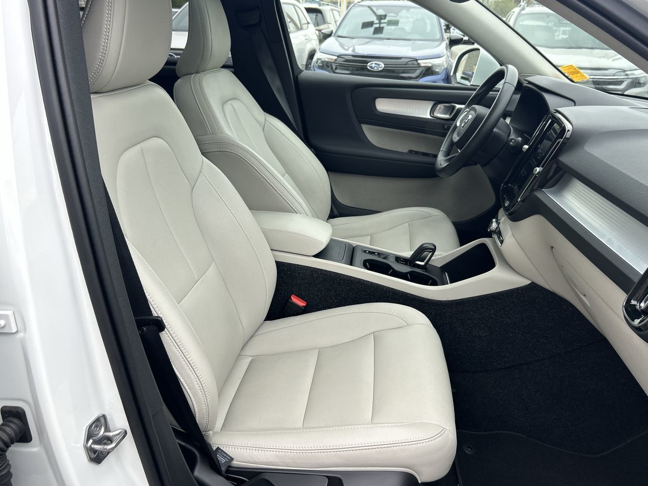 2021 Volvo XC40 in Vancouver, British Columbia