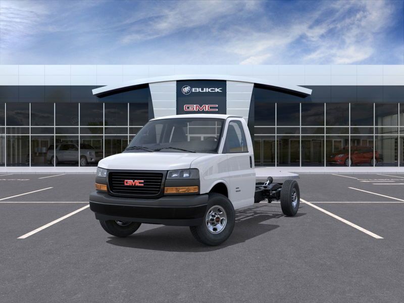 2026 GMC Savana Cutaway 3500 WT 159''