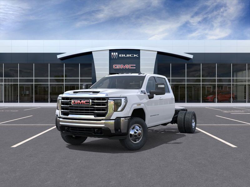 2026 GMC Sierra 3500CC SLE