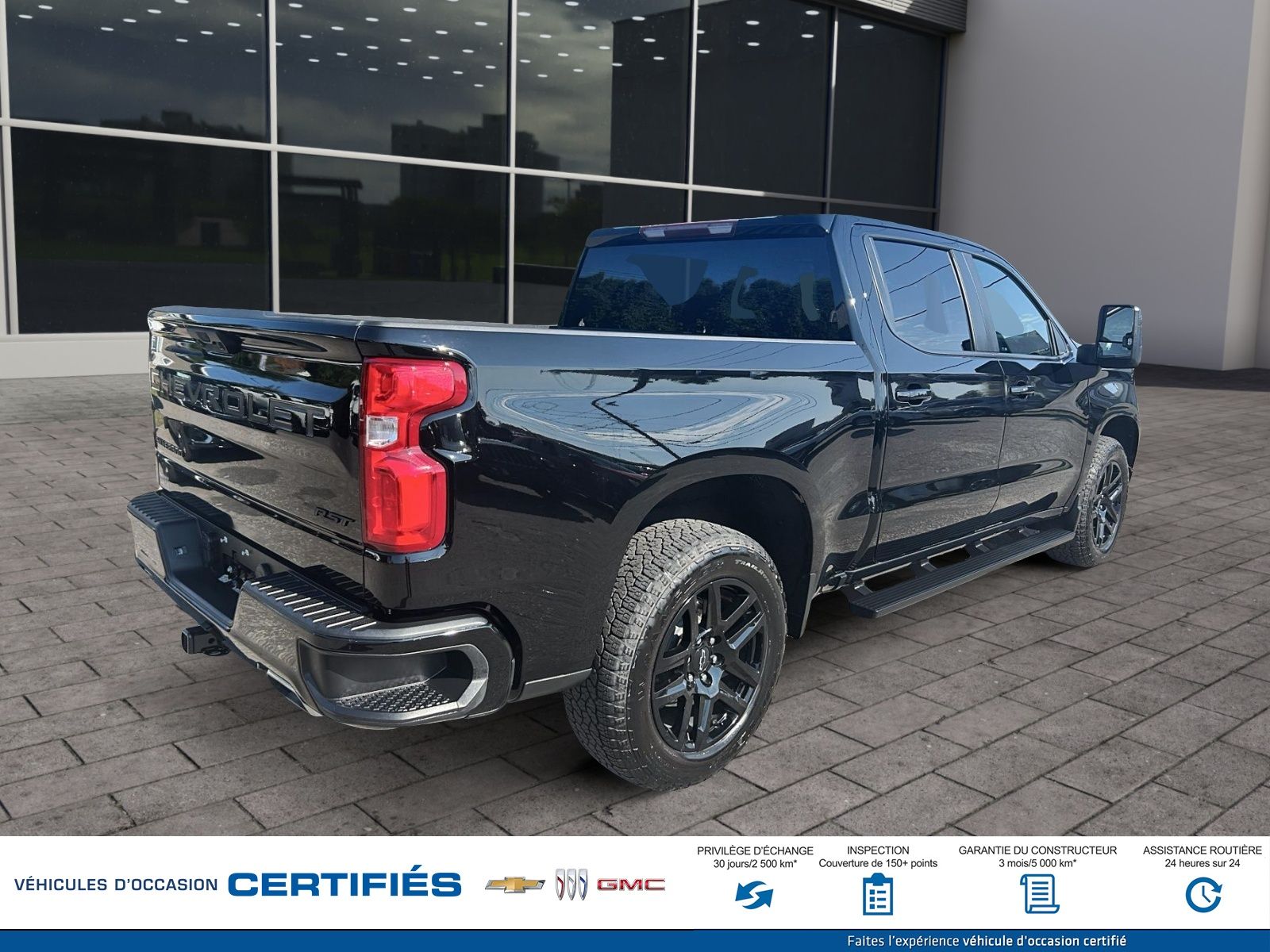 Photo Chevrolet Silverado 1500 4WD Crew Cab Short Box RST 2024 #5