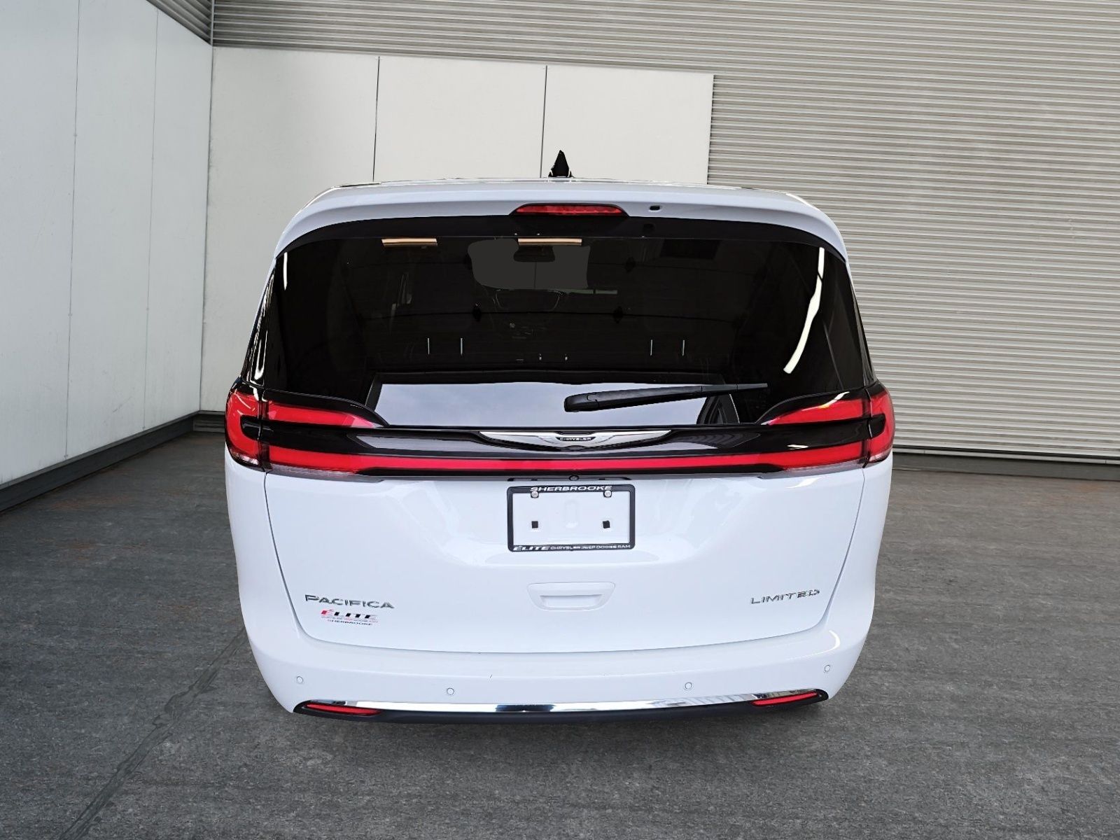 Photo Chrysler Pacifica Limited 2024 #3