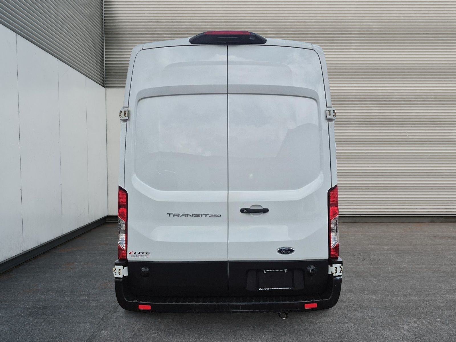 Photo Ford Transit Cargo Van T250 CARGO HIGH ROOF 2025 #3