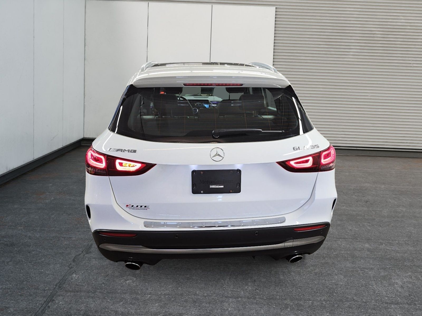 Photo Mercedes-Benz GLA AMG GLA 35 2022 #3