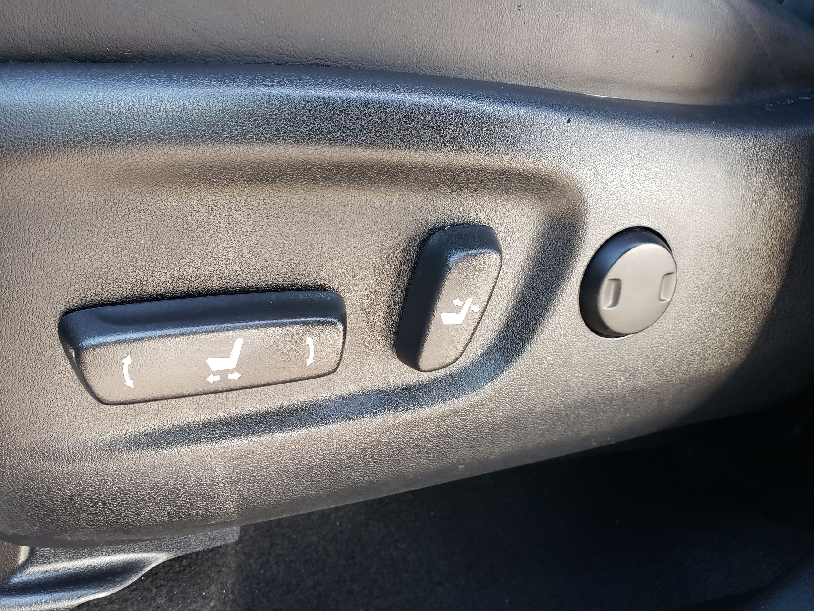 7256852 08915 2017 lexus nx 200t base 200t f sport 005