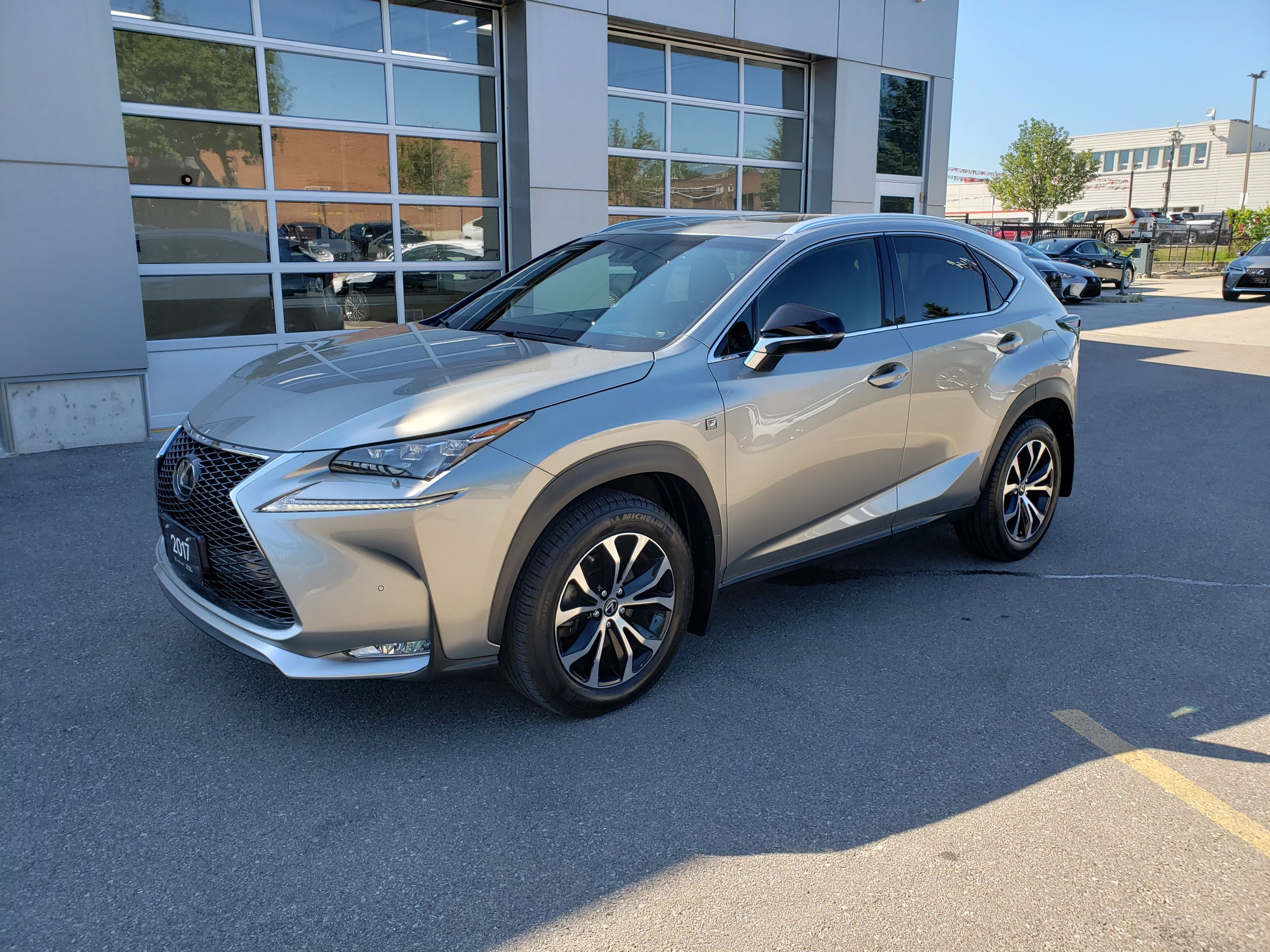 凌志17 Lexus Nx 年份17 车系nx 价格 多伦多二手车平台 加拿大多伦多最大中文汽车网 大纪元汽车网