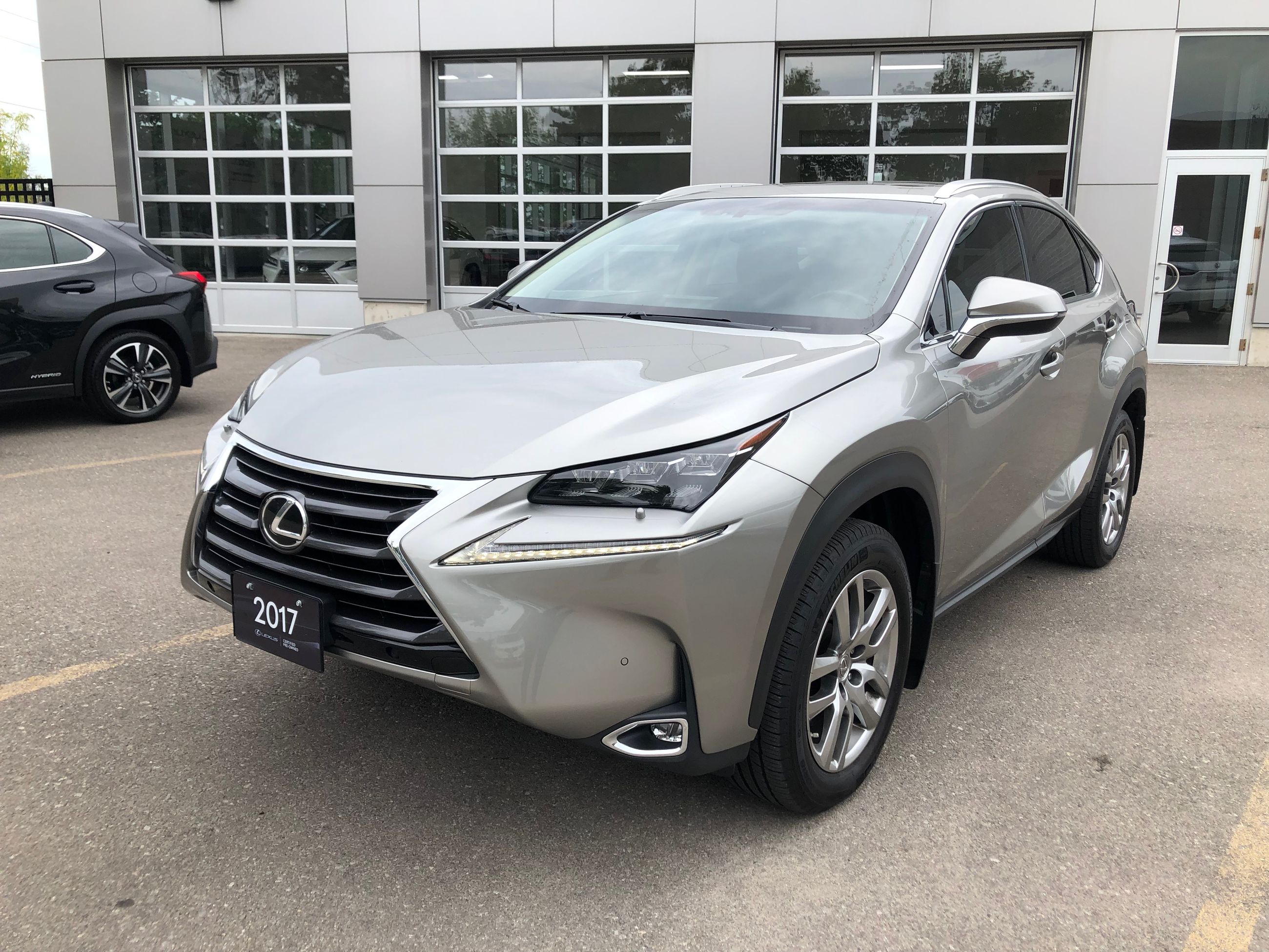 凌志17 Lexus Nx 年份17 车系nx 价格 多伦多二手车平台 加拿大多伦多最大中文汽车网 大纪元汽车网