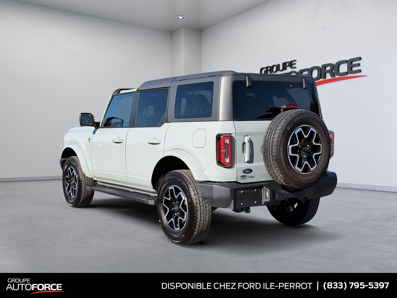 Photo Ford Bronco Outer Banks 2024 #4