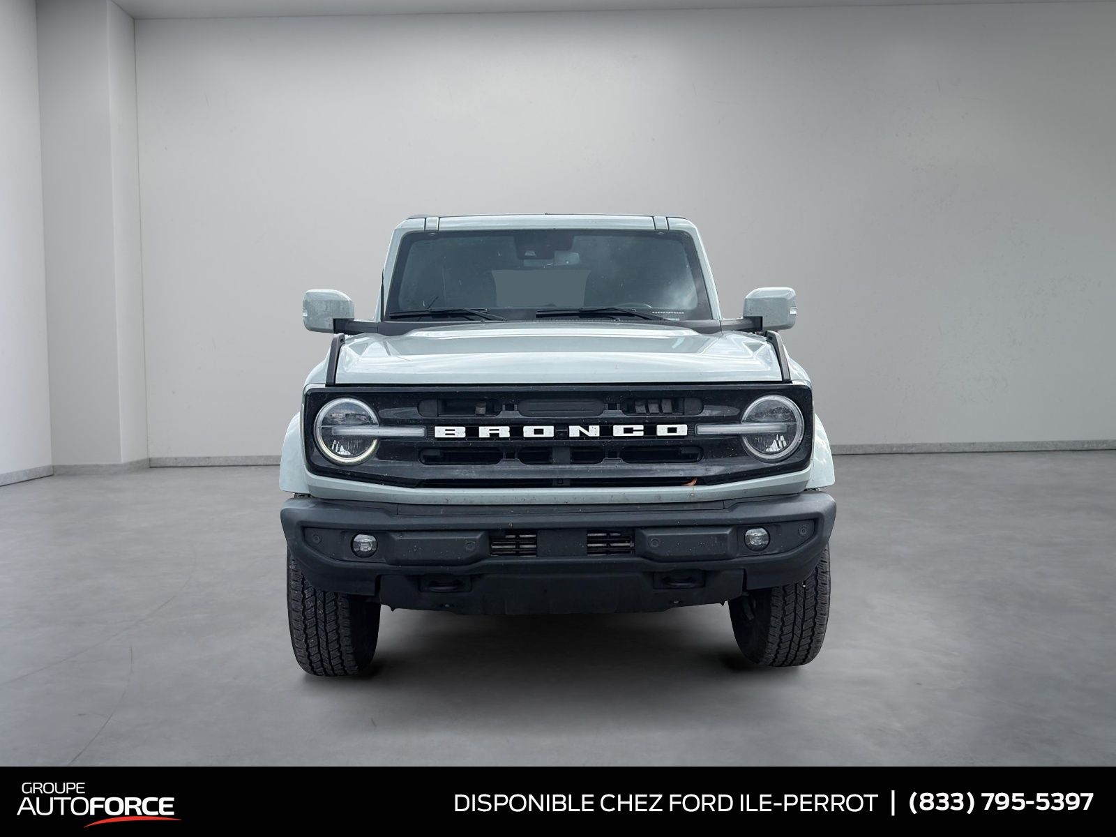 Photo Ford Bronco Outer Banks 2024 #2