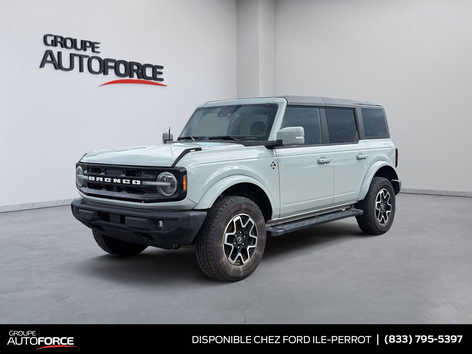 Photo Ford Bronco Outer Banks 2024 #1