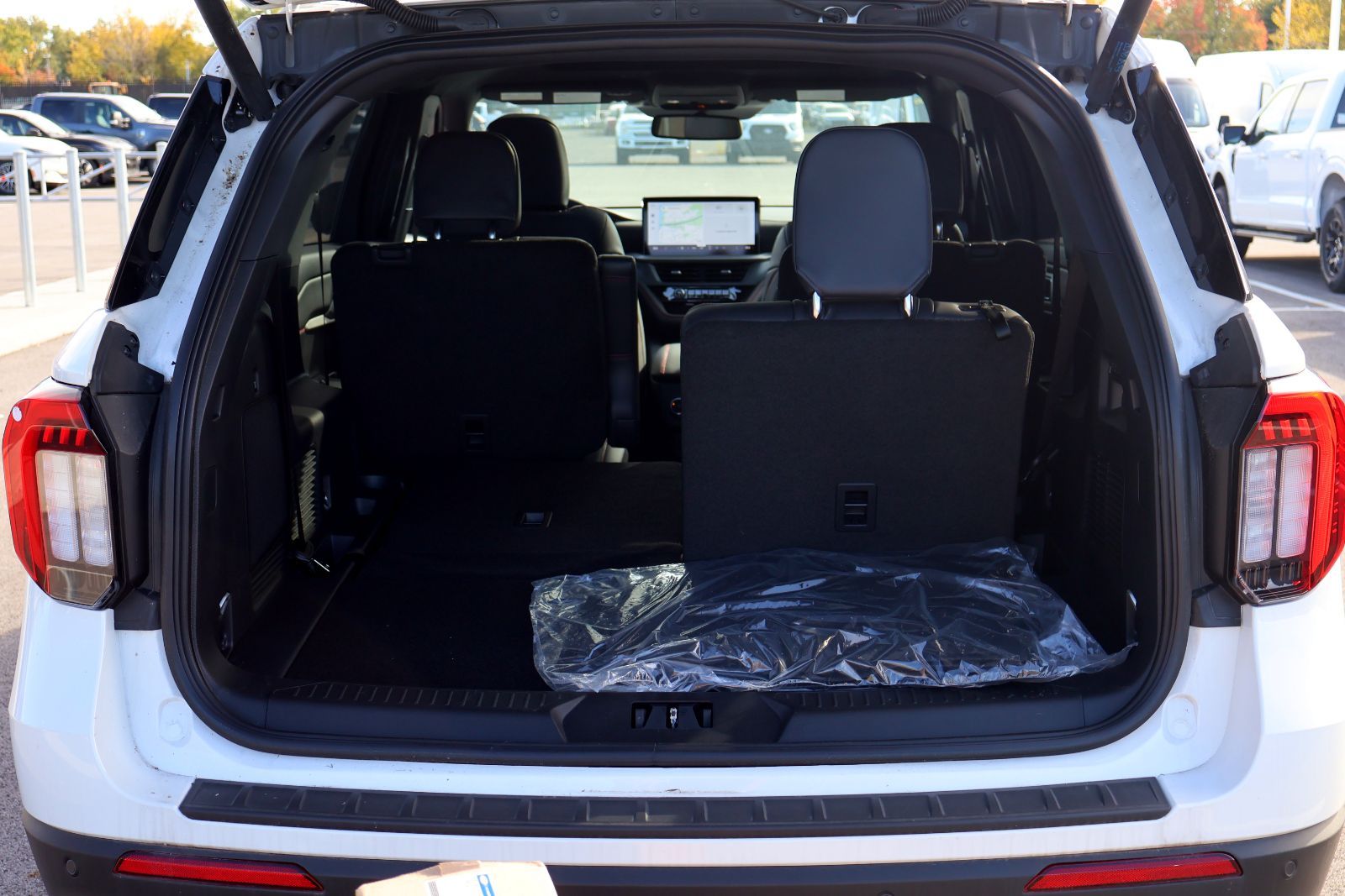 Photo Ford Explorer ST 2026 #7