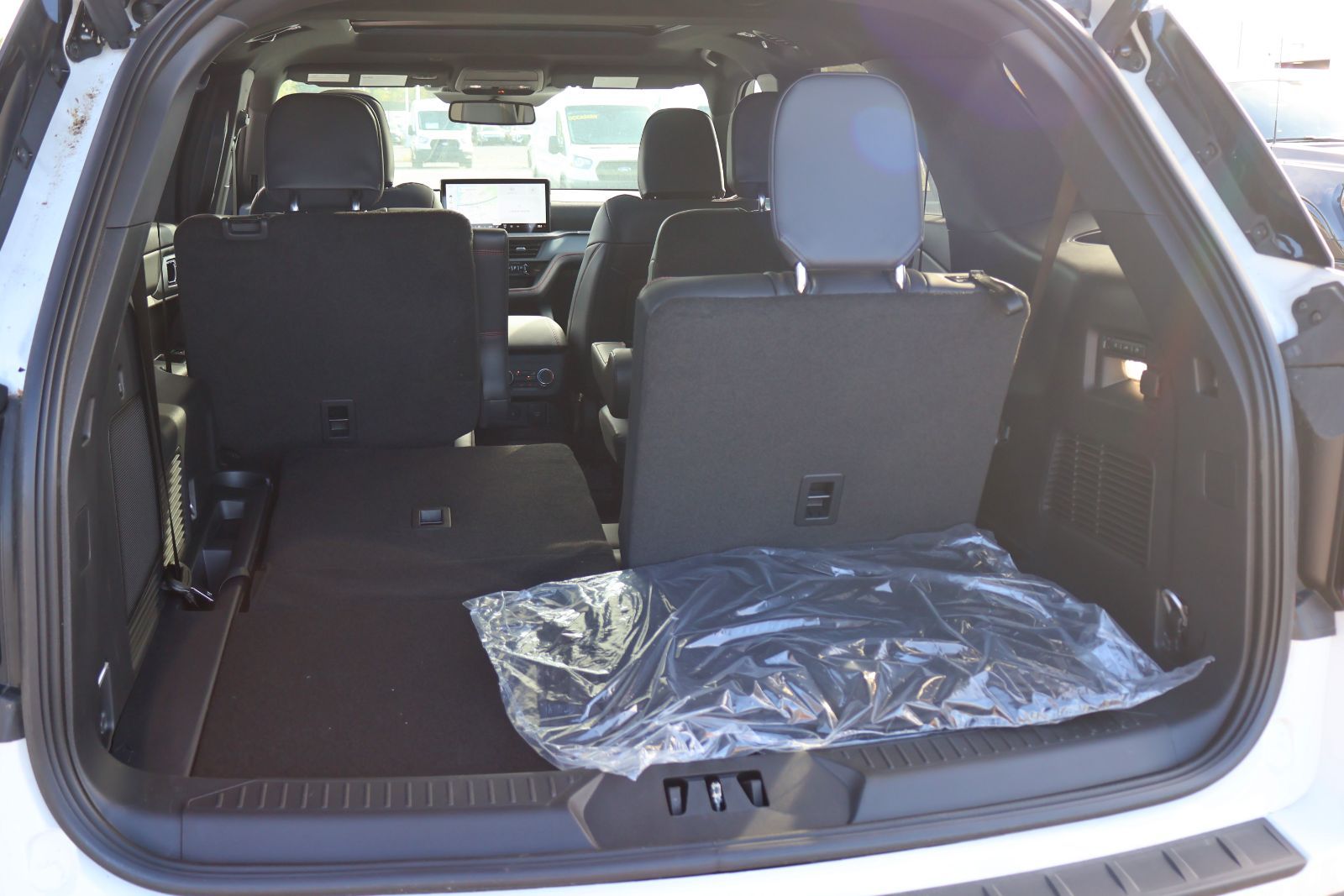Photo Ford Explorer ST 2026 #8