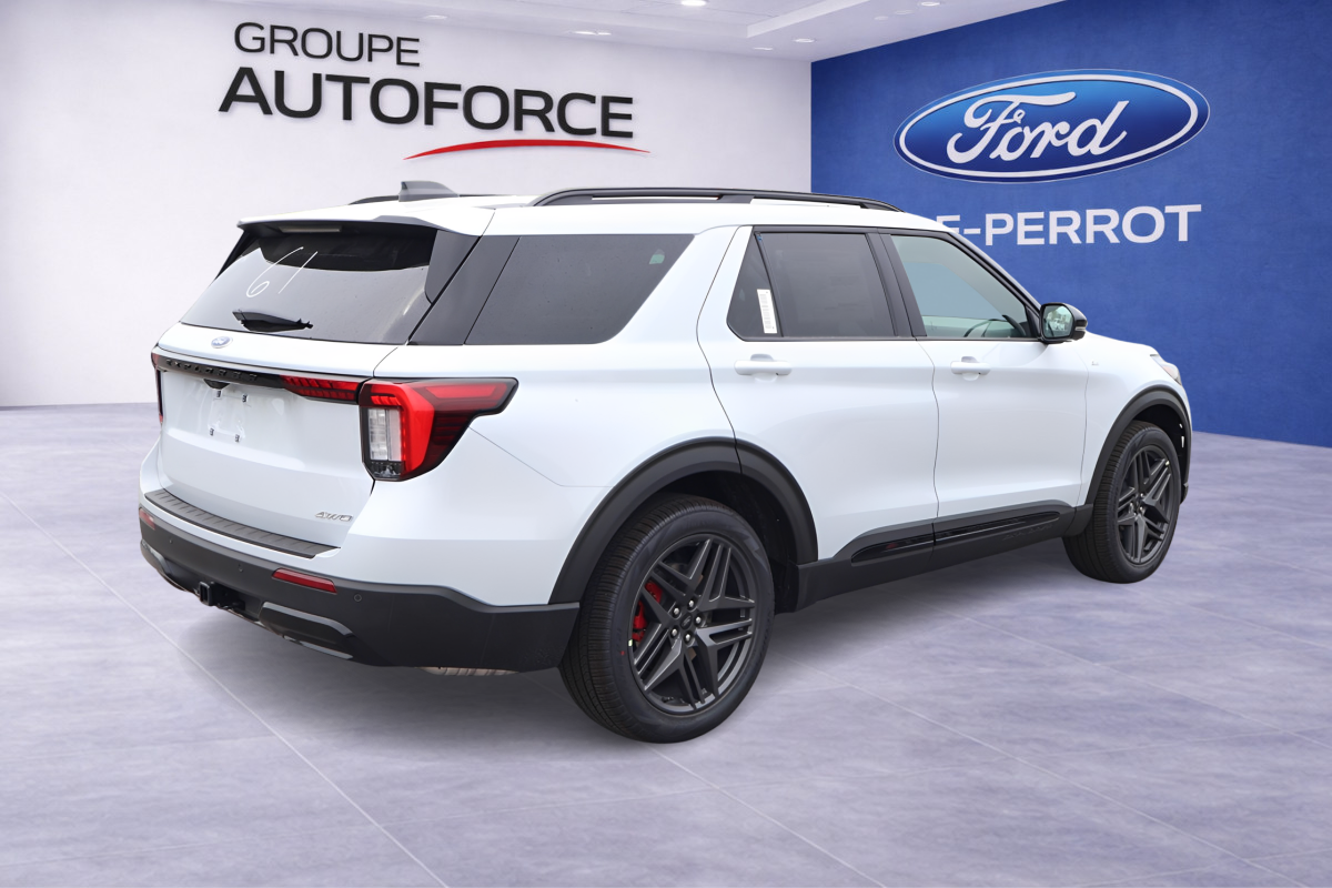 Photo 2026 Ford Explorer ST-Line #7