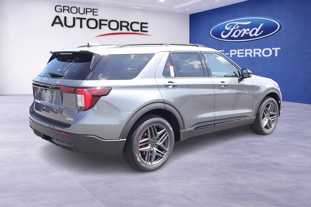 Photo 2026 Ford Explorer ST-Line #6