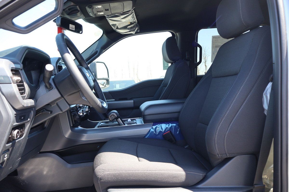 Photo Ford F-150 XLT 2026 #8