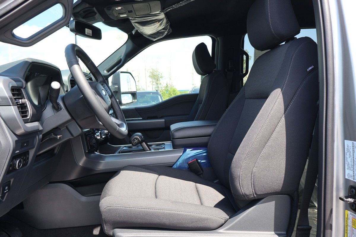 Photo Ford F-150 XLT 2026 #7