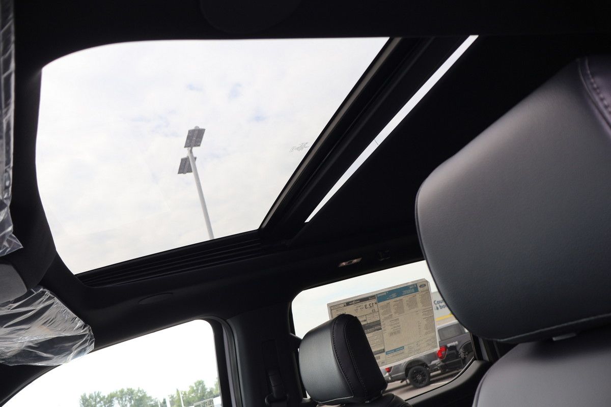 Photo 2026 Ford F-150 Lariat #8