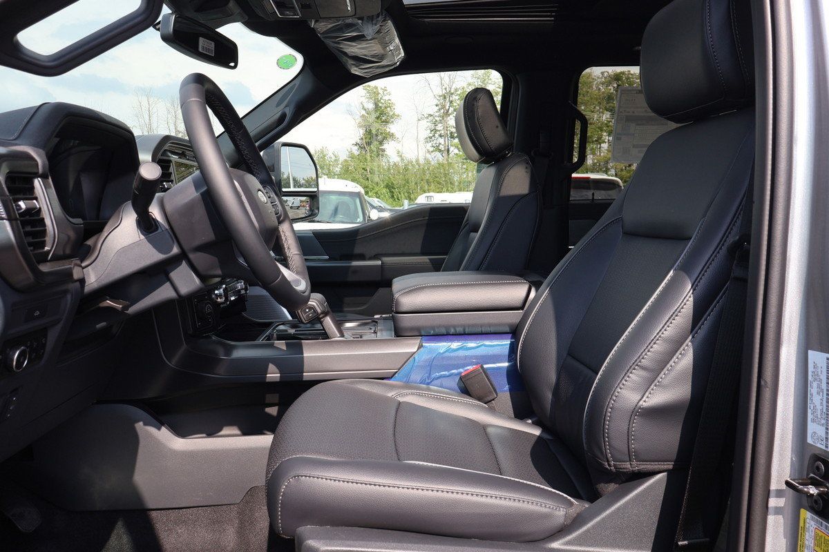 Photo 2026 Ford F-150 Lariat #8