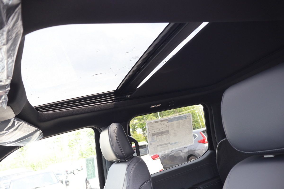 Photo 2026 Ford F-150 Lariat #8
