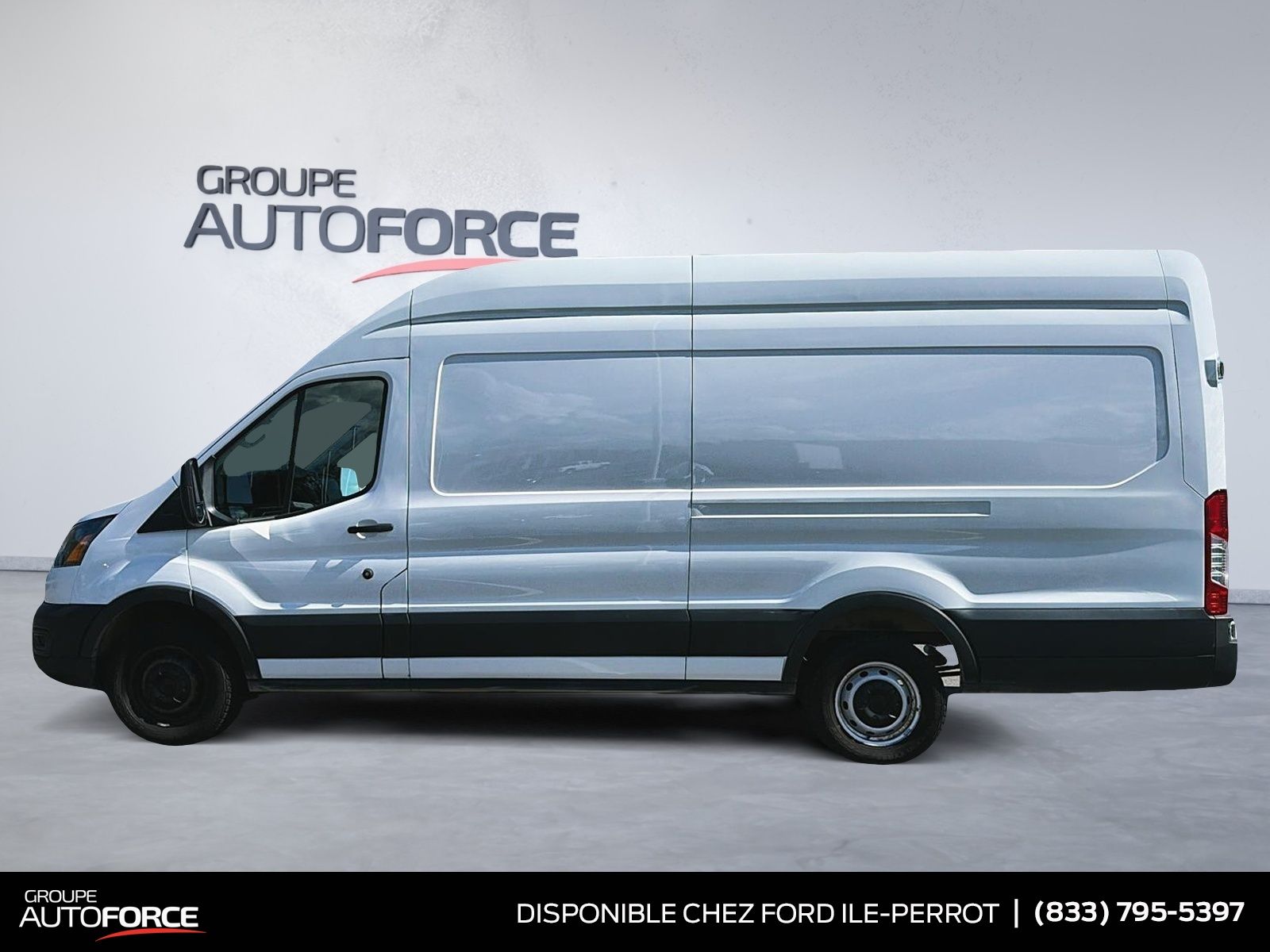 Photo Ford Transit Cargo Van High Roof 2023 #5