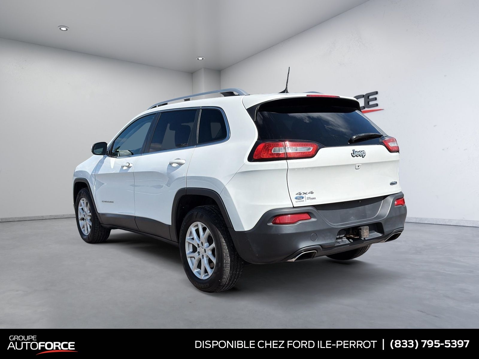 Photo 2018 Jeep Cherokee North #4