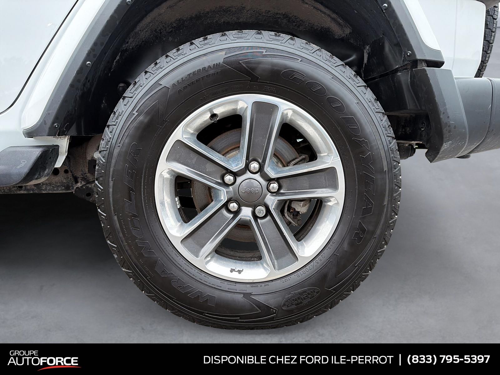 Photo 2023 Jeep Wrangler Sahara **SKY TOUCH** #7