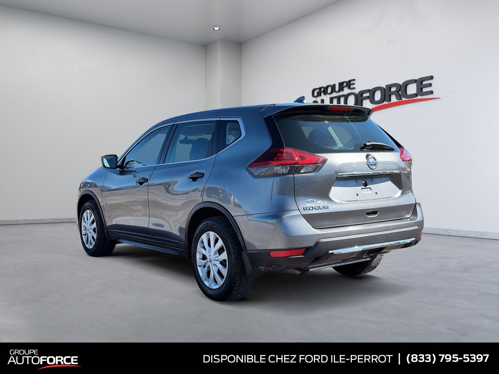 Photo 2019 Nissan Rogue S FWD #4
