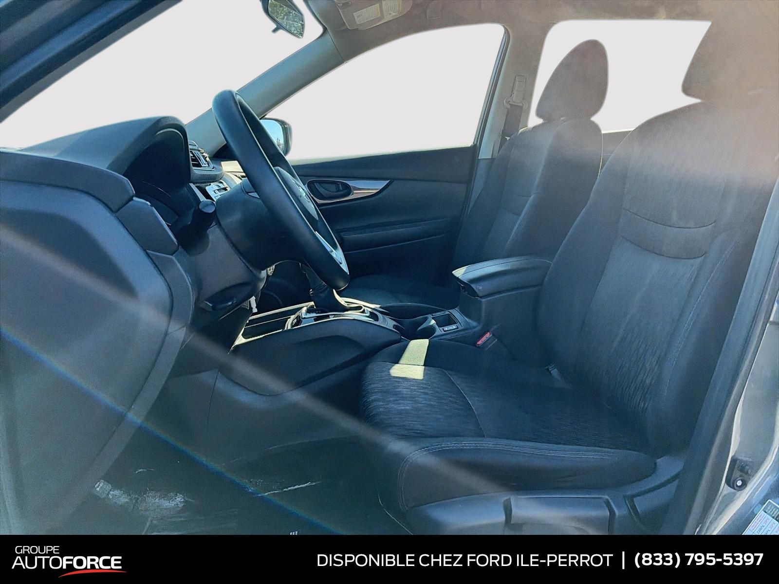 Photo 2019 Nissan Rogue S FWD #8
