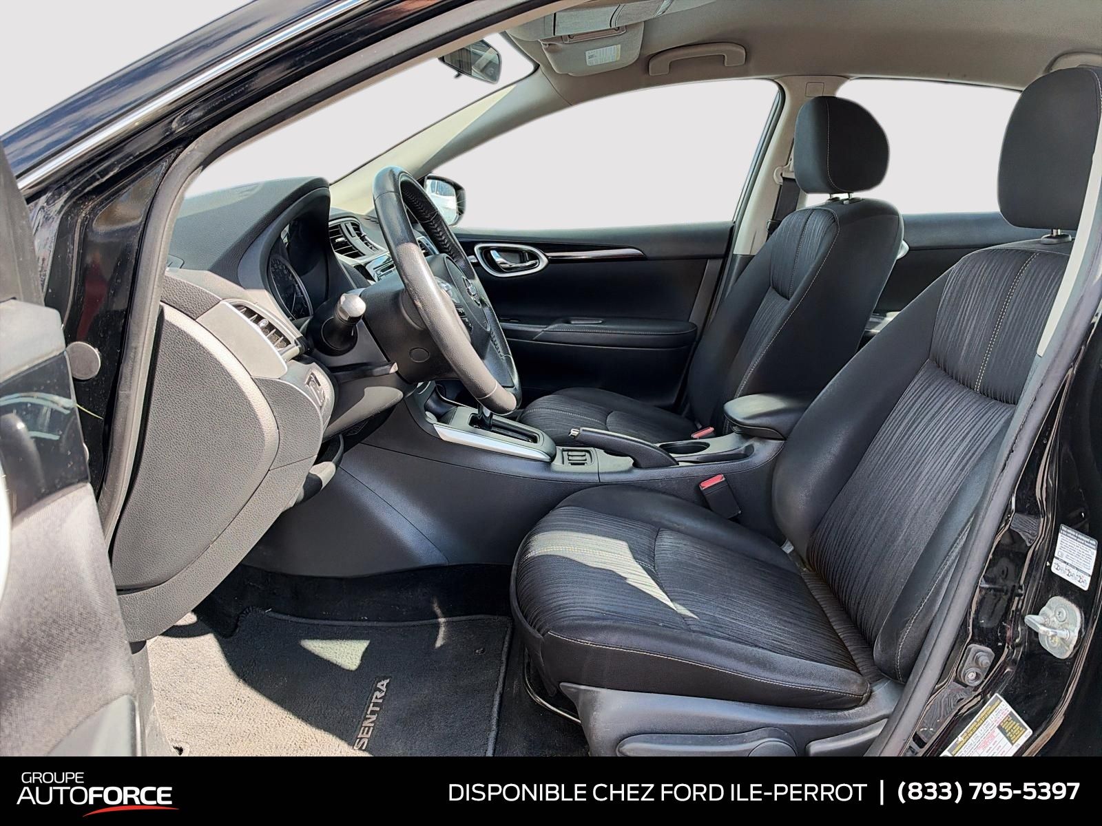 Photo Nissan Sentra S 2016 #8