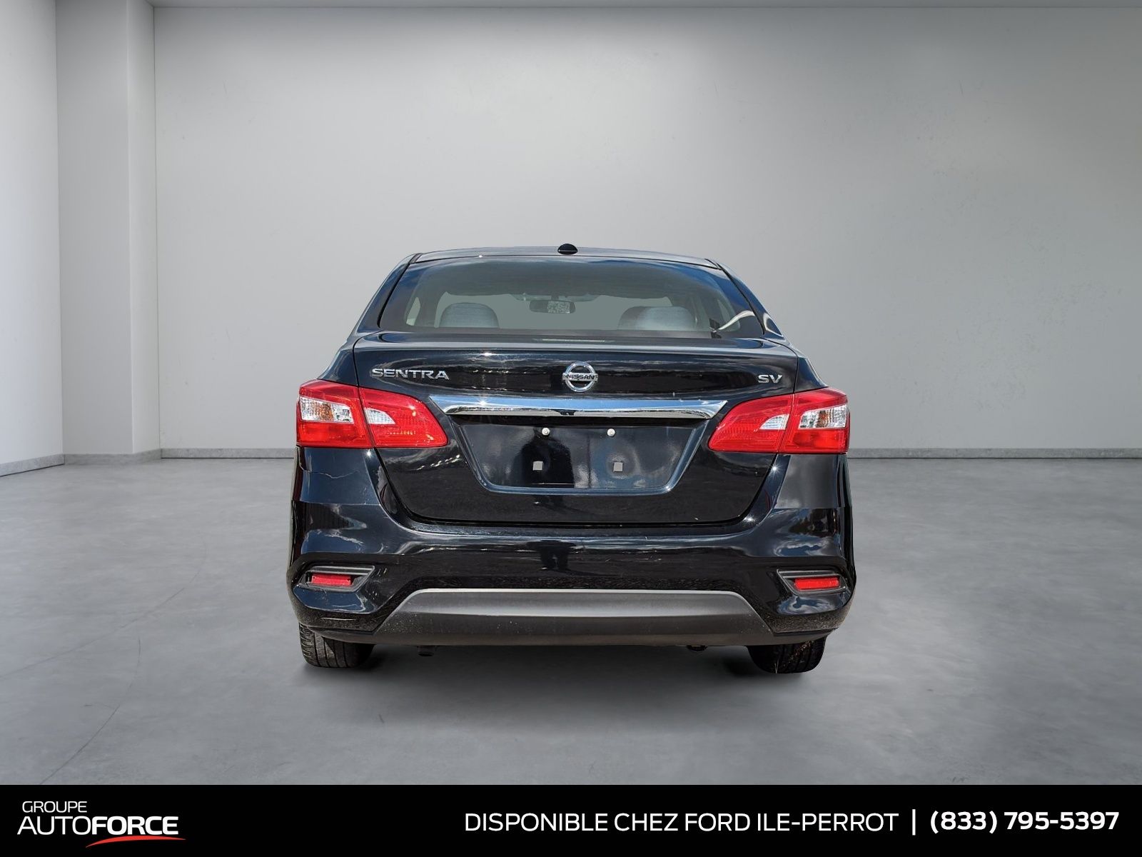 Photo Nissan Sentra S 2016 #3