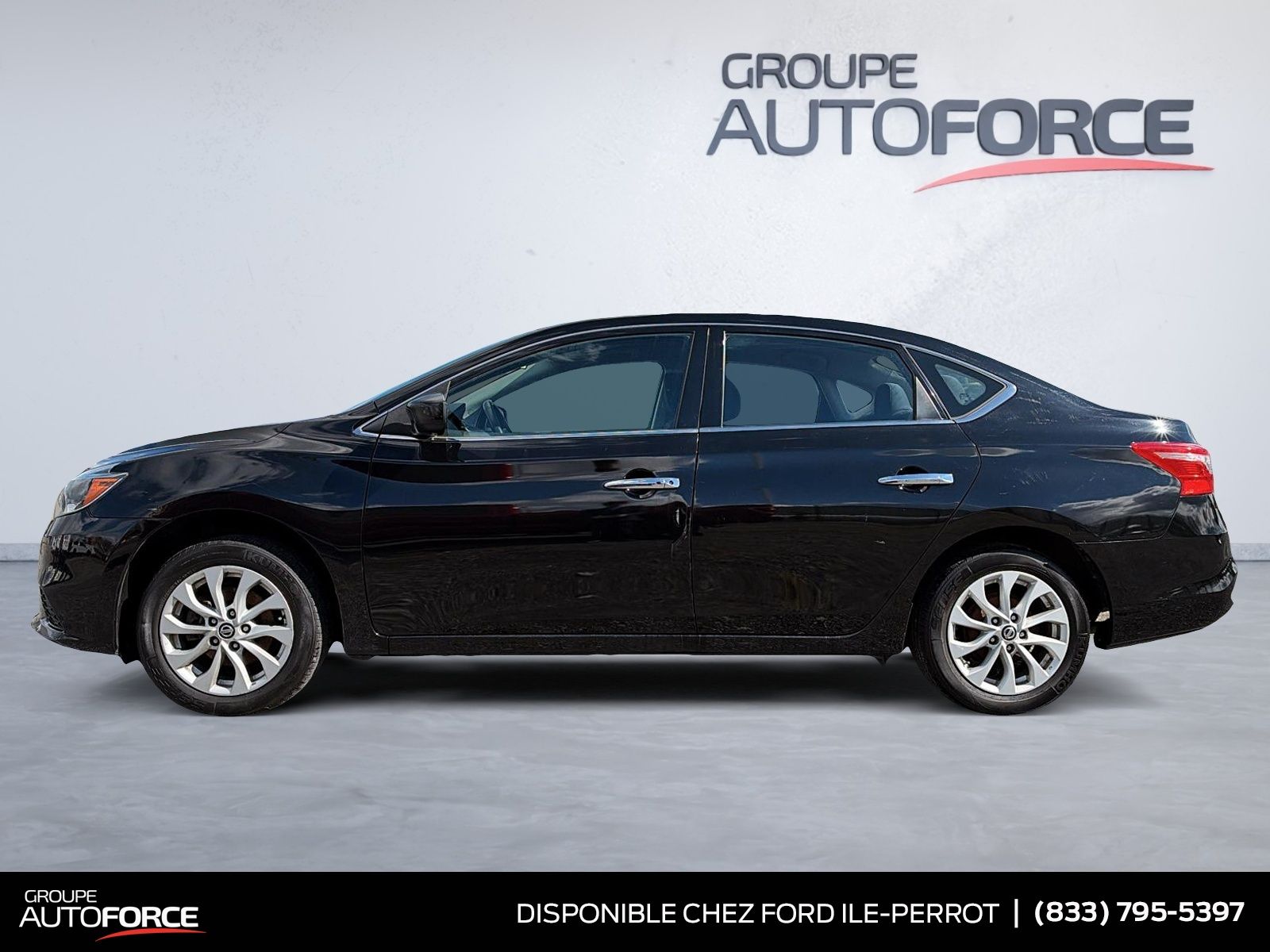 Photo Nissan Sentra S 2016 #5