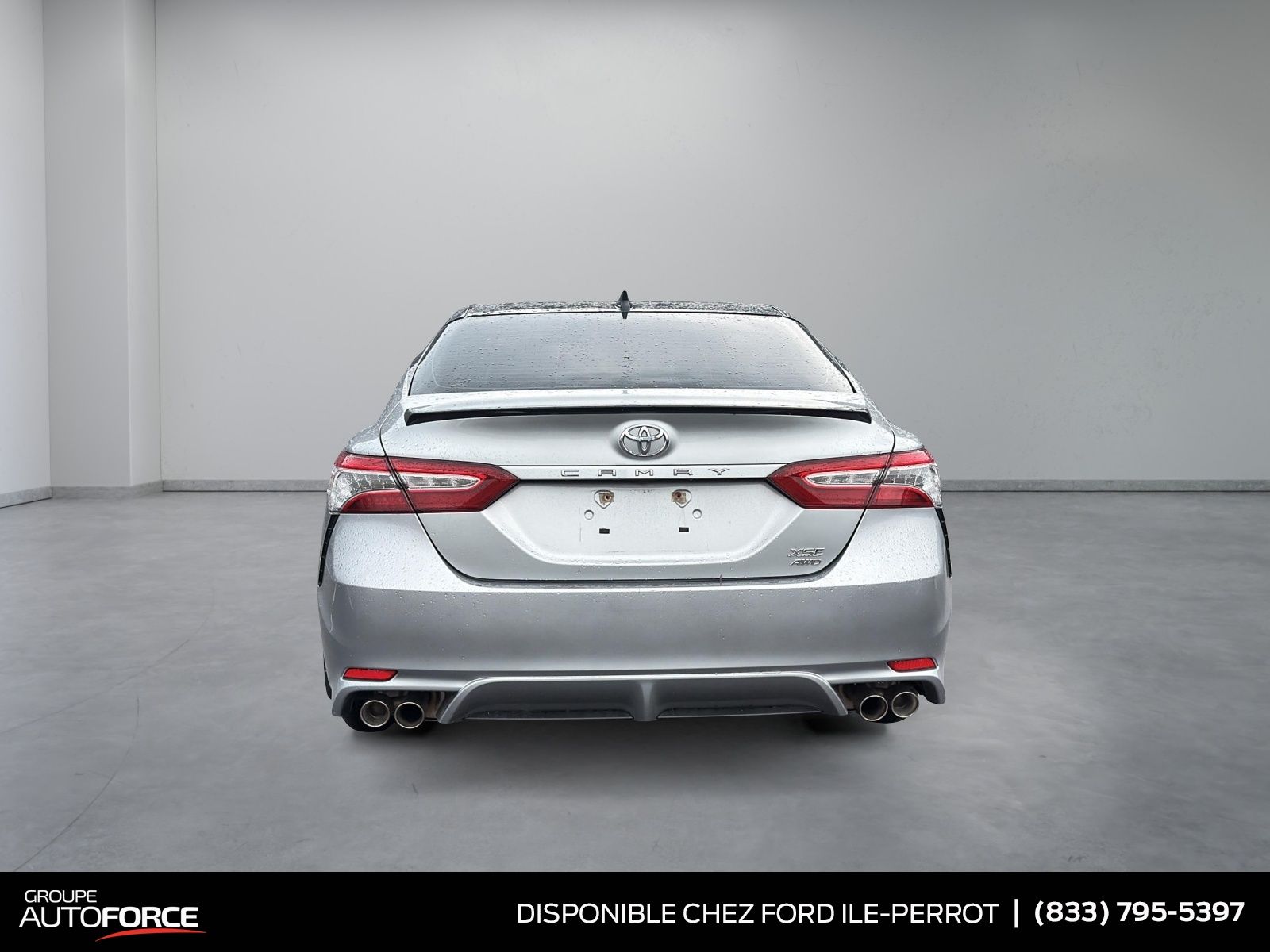 Photo 2020 Toyota Camry XSE #3