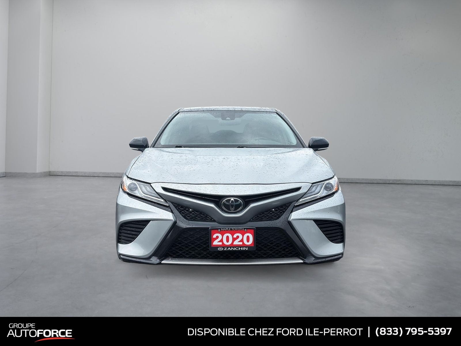 Photo 2020 Toyota Camry XSE #2